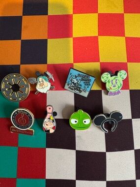 Disney Enamel Pin Set - Colorful Mickey & Character Pins Lot of 8